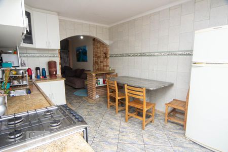 Casa para alugar com 250m², 7 quartos e 3 vagasCozinha