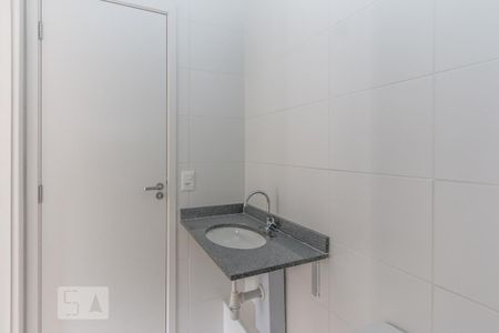 Apartamento para alugar com 39m², 2 quartos e sem vaga Apartamento para alugar com 39m², 2 quartos e sem vagaBanheiro