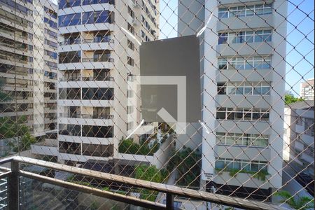 Sala - Vista de apartamento para alugar com 3 quartos, 190m² em Centro, Florianópolis