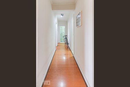 Corredor de apartamento para alugar com 2 quartos, 75m² em Aclimação, São Paulo