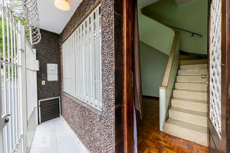 Casa à venda com 700m², 3 quartos e 5 vagas1o. Andar - Entrada