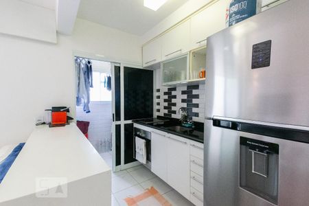 Apartamento à venda com 77m², 1 quarto e 2 vagas Apartamento à venda com 77m², 1 quarto e 2 vagasCozinha