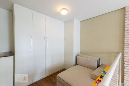 Apartamento à venda com 77m², 1 quarto e 2 vagas Apartamento à venda com 77m², 1 quarto e 2 vagasCloset