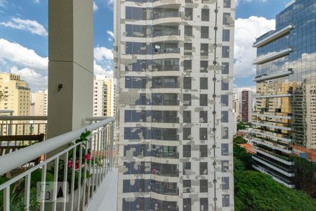 Apartamento à venda com 77m², 1 quarto e 2 vagas Apartamento à venda com 77m², 1 quarto e 2 vagasVista