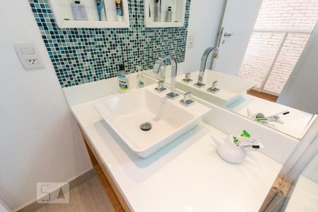 Apartamento à venda com 77m², 1 quarto e 2 vagas Apartamento à venda com 77m², 1 quarto e 2 vagasBanheiro - Torneira