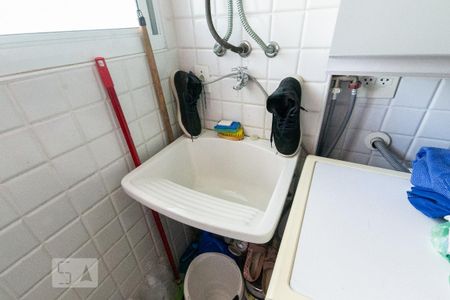 Apartamento à venda com 77m², 1 quarto e 2 vagas Apartamento à venda com 77m², 1 quarto e 2 vagasÁrea de Serviço