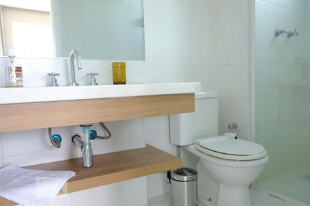 Apartamento à venda com 73m², 2 quartos e 1 vagaStudio - banheiro