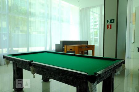 Apartamento à venda com 73m², 2 quartos e 1 vagaSala de jogos