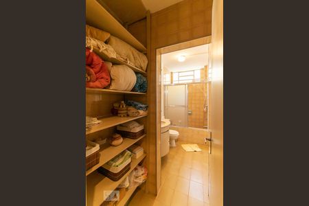 Apartamento para alugar com 160m², 3 quartos e sem vaga Apartamento para alugar com 160m², 3 quartos e sem vagaBanheiro