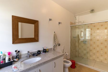 Apartamento para alugar com 160m², 3 quartos e sem vaga Apartamento para alugar com 160m², 3 quartos e sem vagaBanheiro da suíte