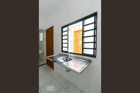 Cozinha de kitnet/studio para alugar com 1 quarto, 22m² em Maranhão, São Paulo