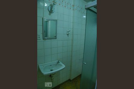 Banheiro de kitnet/studio à venda com 1 quarto, 37m² em Bela Vista, São Paulo