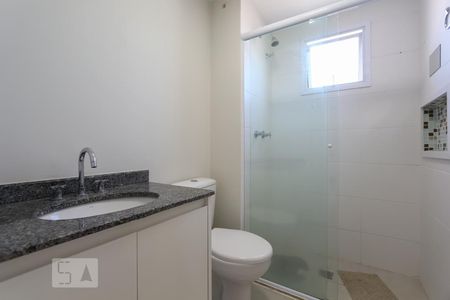 Apartamento para alugar com 75m², 2 quartos e 2 vagas Apartamento para alugar com 75m², 2 quartos e 2 vagasBanheiro da suíte