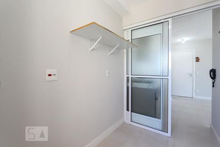 Apartamento para alugar com 75m², 2 quartos e 2 vagas Apartamento para alugar com 75m², 2 quartos e 2 vagasÁrea de serviço