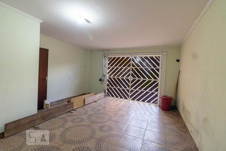 Casa à venda com 329m², 4 quartos e 5 vagas Casa à venda com 329m², 4 quartos e 5 vagasGaragem