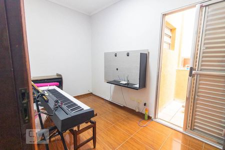 Casa à venda com 329m², 4 quartos e 5 vagas Casa à venda com 329m², 4 quartos e 5 vagasDormitório 2