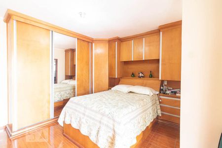 Casa à venda com 329m², 4 quartos e 5 vagas Casa à venda com 329m², 4 quartos e 5 vagasSuíte 1