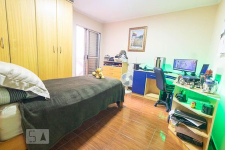 Casa à venda com 329m², 4 quartos e 5 vagas Casa à venda com 329m², 4 quartos e 5 vagasDormitório 1