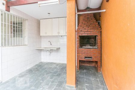 Casa à venda com 150m², 3 quartos e 2 vagasChurrasqueira