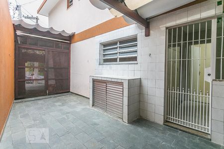 Casa à venda com 150m², 3 quartos e 2 vagasQuintal