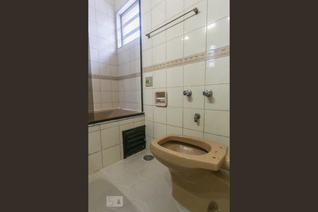 Casa à venda com 150m², 3 quartos e 2 vagasBanheiro Suite