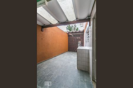 Casa à venda com 150m², 3 quartos e 2 vagasQuintal