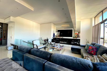 Sala de Estar de apartamento à venda com 3 quartos, 300m² em Centro, São Leopoldo