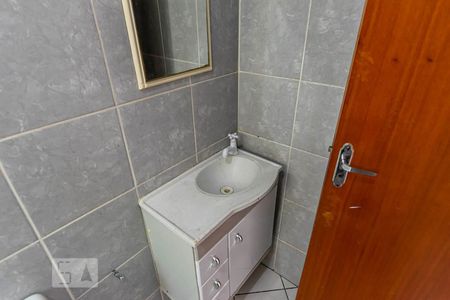 Casa para alugar com 50m², 2 quartos e sem vagaBanheiro