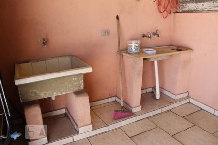 Casa para alugar com 60m², 1 quarto e sem vagaÁrea de Serviço