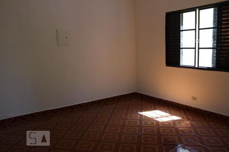 Quarto de casa para alugar com 1 quarto, 55m² em Vila Uniao (zona Leste), São Paulo