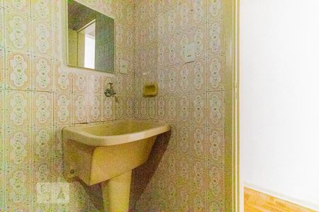 Banheiro de kitnet/studio à venda com 1 quarto, 34m² em Bela Vista, São Paulo