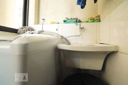 Apartamento à venda com 66m², 2 quartos e 1 vagaÁrea de Serviço