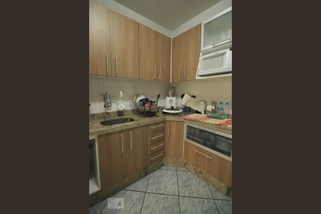 Apartamento à venda com 66m², 2 quartos e 1 vagaCozinha