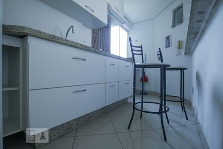 Apartamento para alugar com 36m², 1 quarto e 1 vagaDetalhe da Cozinha - Armários