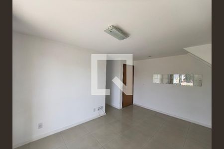 Apartamento para alugar com 2 quartos, 180m² em Tanque, Rio de Janeiro