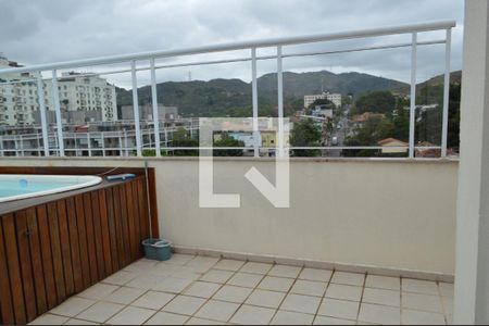 Apartamento para alugar com 180m², 3 quartos e 2 vagasTerraço
