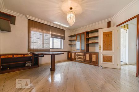 Apartamento à venda com 590m², 3 quartos e 5 vagasEscritório