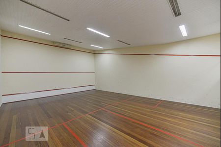 Apartamento à venda com 590m², 3 quartos e 5 vagasSquash