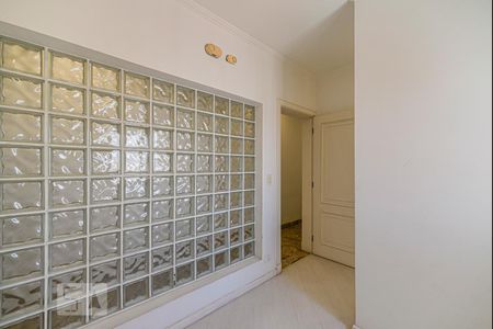 Apartamento à venda com 590m², 3 quartos e 5 vagasQuarto de Serviço 1