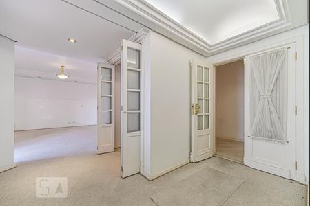 Apartamento à venda com 590m², 3 quartos e 5 vagasHall da Suite 3