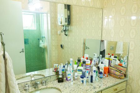 Apartamento à venda com 109m², 3 quartos e 2 vagas Apartamento à venda com 109m², 3 quartos e 2 vagasBanheiro da Suíte