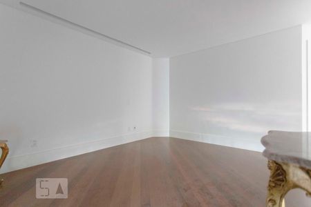 Apartamento para alugar com 215m², 3 quartos e 4 vagasSuíte 3