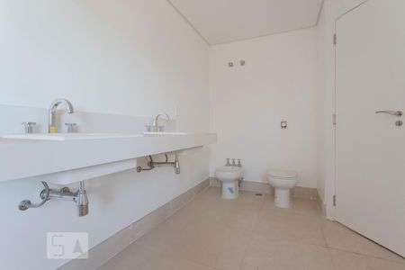 Apartamento para alugar com 215m², 3 quartos e 4 vagasSuíte 3