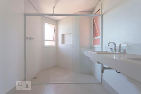 Apartamento para alugar com 215m², 3 quartos e 4 vagasSuíte 3