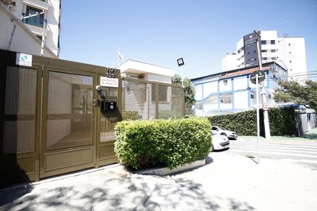 Apartamento para alugar com 52m², 2 quartos e 1 vagaFachada