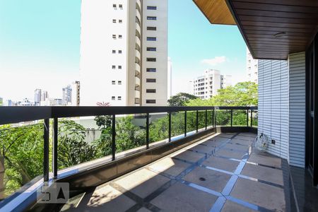 Varanda da sala de apartamento à venda com 4 quartos, 305m² em Vila Andrade, São Paulo