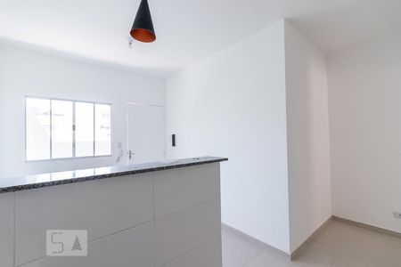 Sala/Cozinha de apartamento para alugar com 1 quarto, 24m² em Parque Cisper, São Paulo