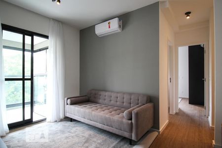 Sala de apartamento para alugar com 2 quartos, 61m² em Vila Olímpia, São Paulo