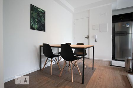 Sala de apartamento para alugar com 2 quartos, 61m² em Vila Olímpia, São Paulo