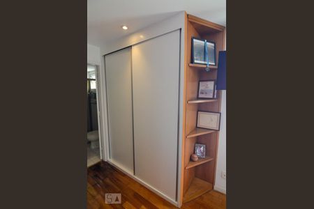 Apartamento à venda com 90m², 3 quartos e 1 vagaQuarto 2